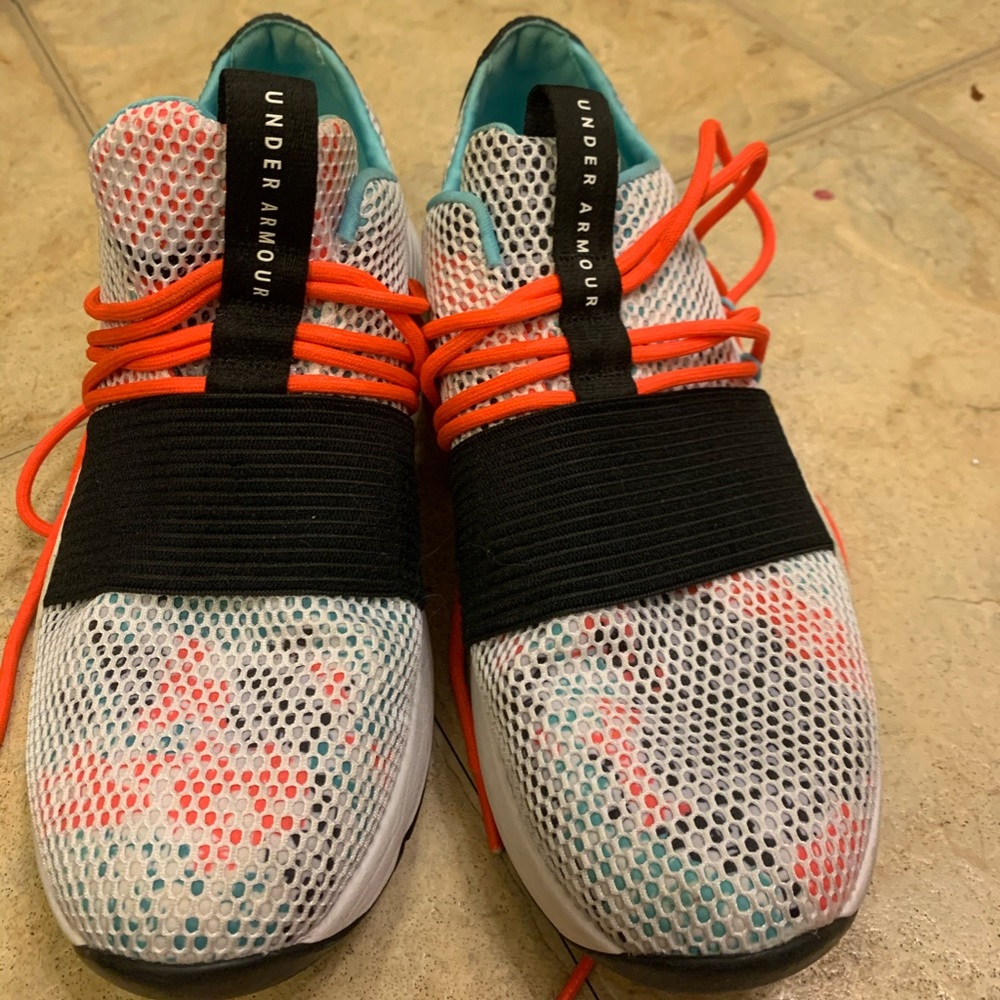 Women’s under Armour sneakers